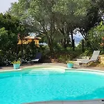 Rez De Jardin Independant Presqu'ile De Giens Apartment