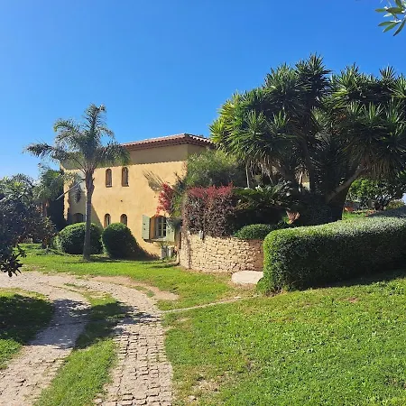 Rez De Jardin Presqu'ile De Giens Апартаменты Йер