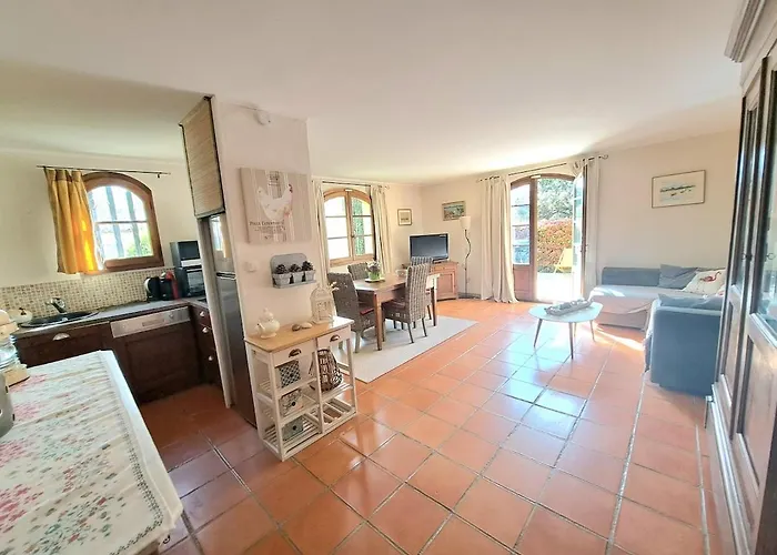 Apartman Rez De Jardin Presqu'ile De Giens