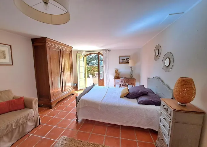 Rez De Jardin Presqu'ile De Giens *