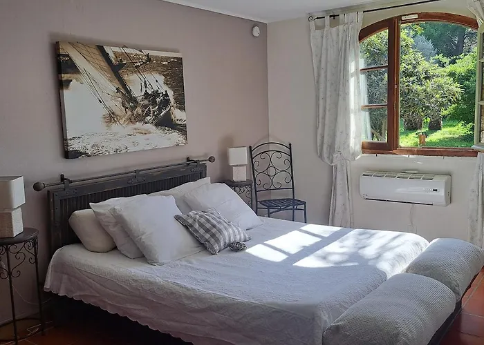 Rez De Jardin Presqu'ile De Giens Apartman